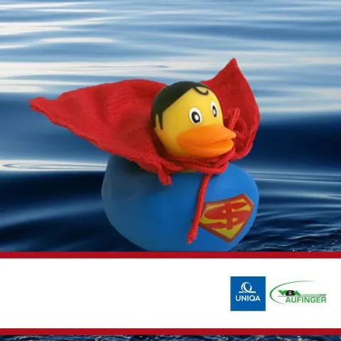 Sponsorenente 22 des Entenrennens 2016 mit Sponsorenlogo