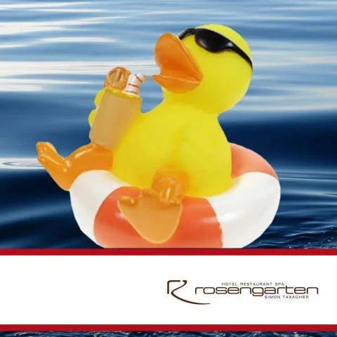Sponsorenente 36 des Entenrennens 2016 mit Sponsorenlogo